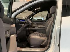 NIO ES8 7-Seater Executive Luxury Edition - фото 4