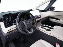 Lexus LM 350h seven-seat elegant version - фото 10
