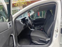 Volkswagen Polo facelift Plus 1.5L automatic indulgence version - фото 8