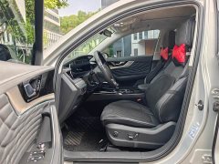Hongqi HS5 facelift 2.0T Zhilian Qixiang four-wheel drive version - фото 7