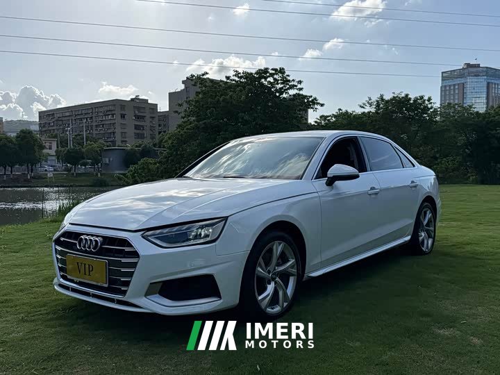 Audi A4L 2020 40 TFSI quattro luxury and dynamic - автомобиль из Китая