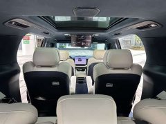 Zeekr 009 seven-seat aisle version four-wheel drive 108kWh - фото 11