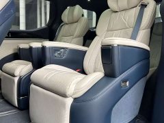 Zeekr 009 seven-seat aisle version four-wheel drive 108kWh - фото 14