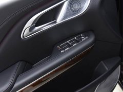 Hongqi HQ9 PHEV 2.0T four-wheel drive luxury version - фото 9