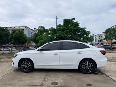 BMW Roewe i5 2021 1.5L CVT Platinum Edition - фото 10