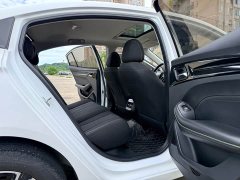 BMW Roewe i5 2021 1.5L CVT Platinum Edition - фото 13