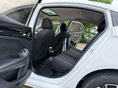 BMW Roewe i5 2021 1.5L CVT Platinum Edition - фото 17