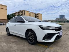 BMW Roewe i5 2021 1.5L CVT Platinum Edition - фото 3