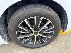 BMW Roewe i5 2021 1.5L CVT Platinum Edition - фото 4