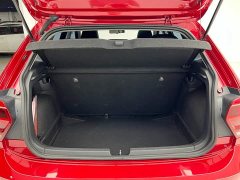 Volkswagen Polo Plus 1.5L Automatic Tech Edition - фото 16