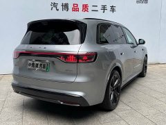 AITO Wenjie M8 extended range Ultra version 53.4kWh 5-seater version (192-line lidar) - фото 5