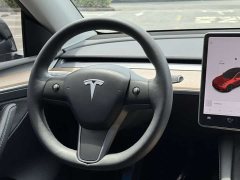 Tesla Model Y standard range rear-wheel drive version - фото 13