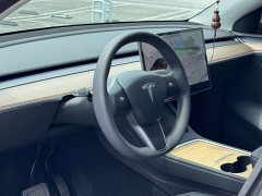Tesla Model Y standard range rear-wheel drive version - фото 14