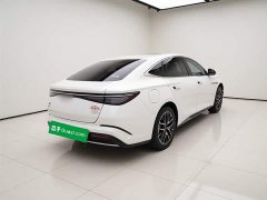 BYD Seal 2023 DM-i 1.5T 121km flagship - фото 6