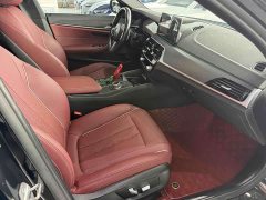 BMW 5 Series facelift 530Li leading M sports package - фото 12
