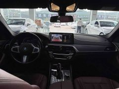 BMW 5 Series facelift 530Li leading M sports package - фото 9