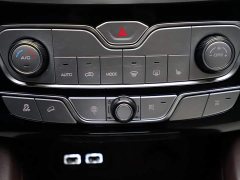 Lynk & Co Cannon 2021 2.0T passenger global version automatic gasoline four-wheel drive exclusive standard box trailer versi…