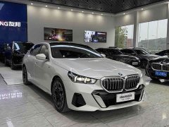 BMW 5 Series 530Li Exclusive M Sports Package - фото 3