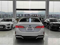 BMW 5 Series 530Li Exclusive M Sports Package - фото 5