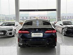 BMW 5 Series 530Li Leading M Sports Package - фото 5