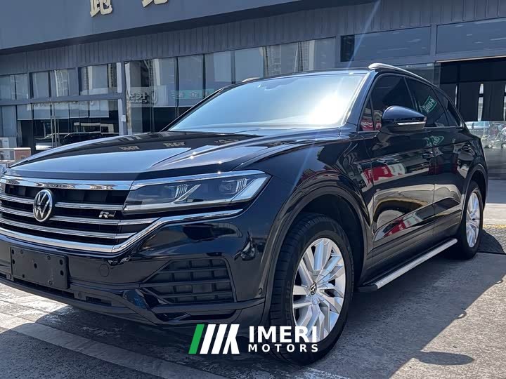Volkswagen Touareg 2.0TSI Ruishang Edition - автомобиль из Китая