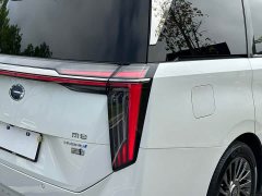 Trumpchi M8 Grandmaster Series Dual Engine Royal Edition - фото 16