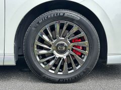 Trumpchi M8 Grandmaster Series Dual Engine Royal Edition - фото 18