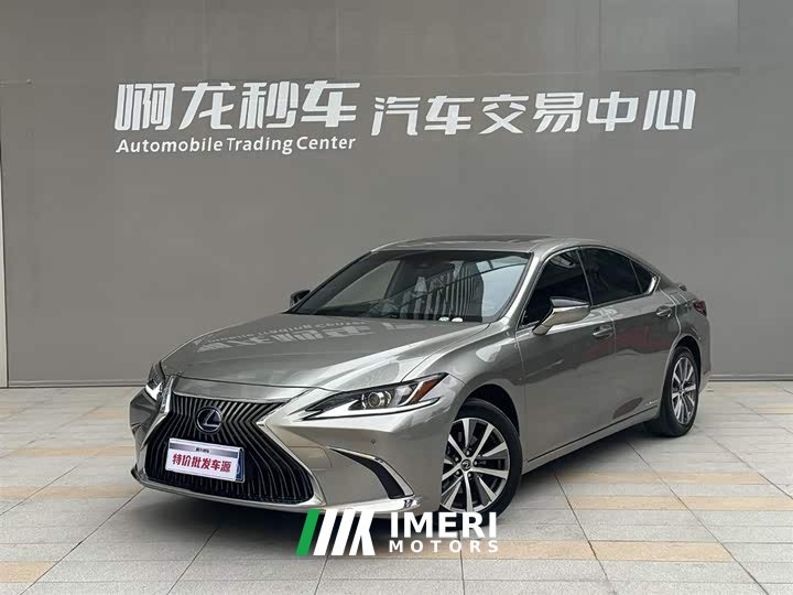 Lexus ES 2020 300h Excellence Edition