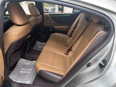 Lexus ES 2020 300h Excellence Edition - фото 13