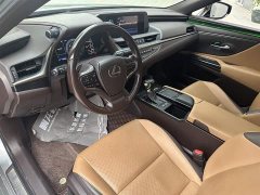 Lexus ES 2020 300h Excellence Edition - фото 14