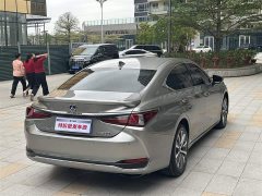 Lexus ES 2020 300h Excellence Edition - фото 6