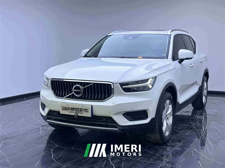 Volvo XC40 T4 four-wheel drive smart travel fashion version - автомобиль из Китая