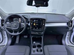 Volvo XC40 T4 four-wheel drive smart travel fashion version - фото 12
