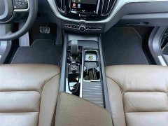 Volvo XC60 B5 AWD Luxury Edition - фото 14