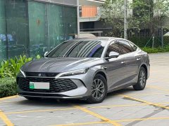 BYD Qin L DM-i Smart Driving Edition 80KM Transcendent Type - фото 1