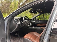 Volvo XC60 2024 B5 AWD Plus Luxury - фото 4