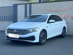 Volkswagen Sagitar 300TSI DSG Flyover Edition - фото 1