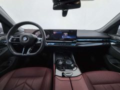 BMW 5 Series 530Li Leading M Sports Package - фото 6