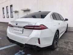 BMW 5 Series 530Li Leading M Sports Package - фото 8