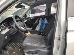 Volkswagen Tiguan L Outstanding 300TSI Automatic Two-wheel Drive Dragon Edition - фото 11