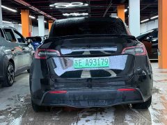 Tesla Model Y standard range rear-wheel drive version - фото 5