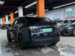 Tesla Model Y standard range rear-wheel drive version - фото 6