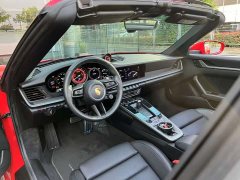 Porsche 911 Targa 4 3.0T - фото 8