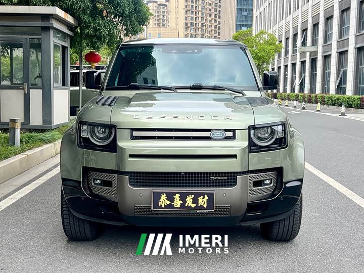 Land Rover Defender 110 P400 X-Dynamic HSE - автомобиль из Китая
