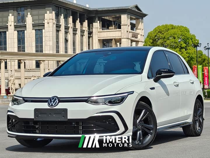 Volkswagen Golf 2023 280TSI DSG R-Line - автомобиль из Китая