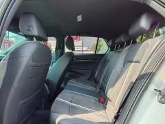 Volkswagen Golf 2023 280TSI DSG R-Line - фото 6