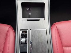 Lynk & Co Adventurer 1.5T two-wheel drive Zunya hybrid version - фото 10