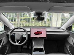 Tesla Model Y rear-wheel drive version - фото 8