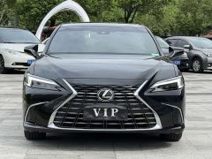 Lexus ES 300h Premium Edition - фото 2
