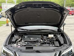 Lexus ES 300h Premium Edition - фото 20
